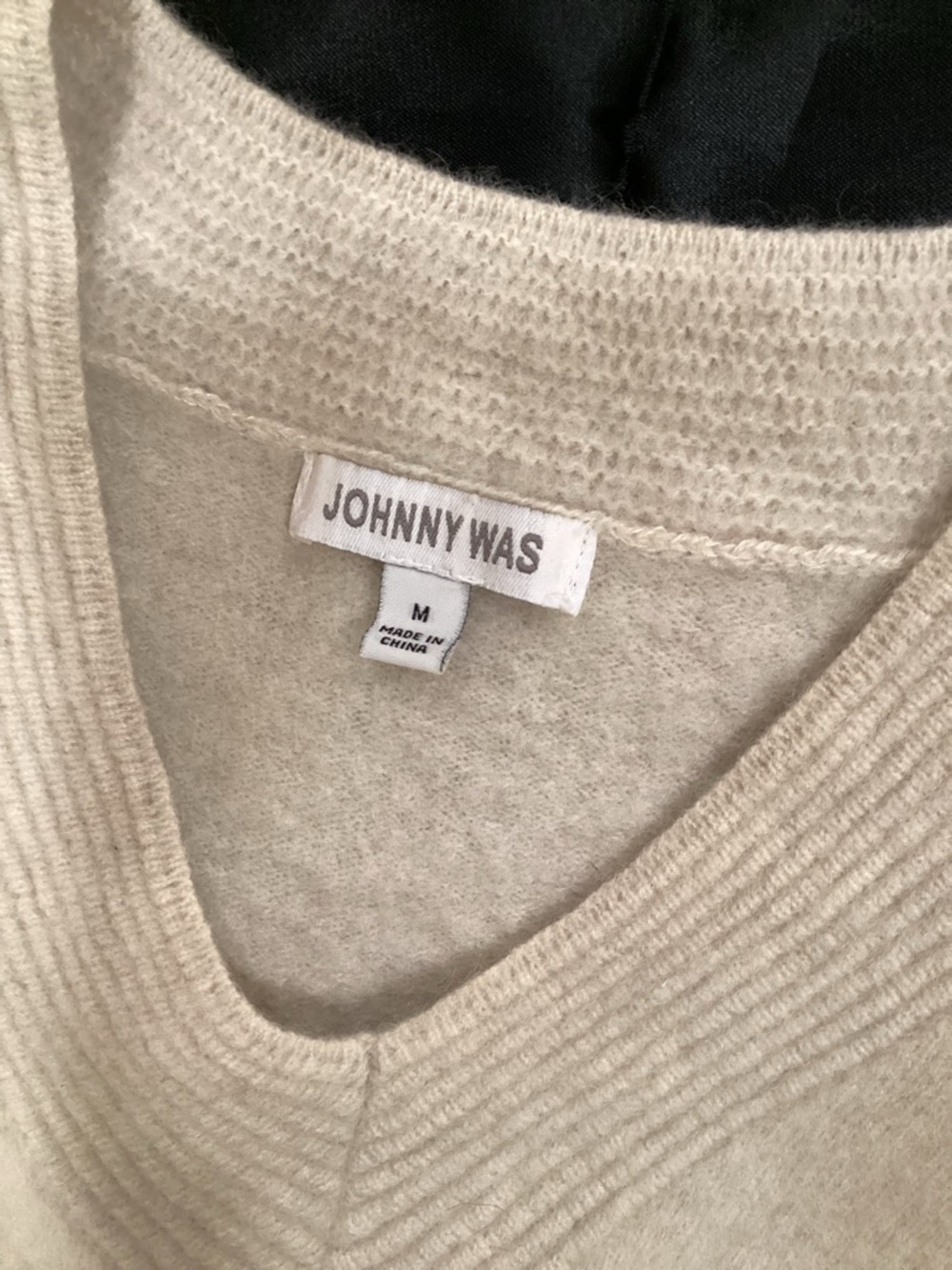 Johnny Was Casey Cashmere Whipstich Oat Colored Sweater W Pink Stitching M - Picture 3 of 13